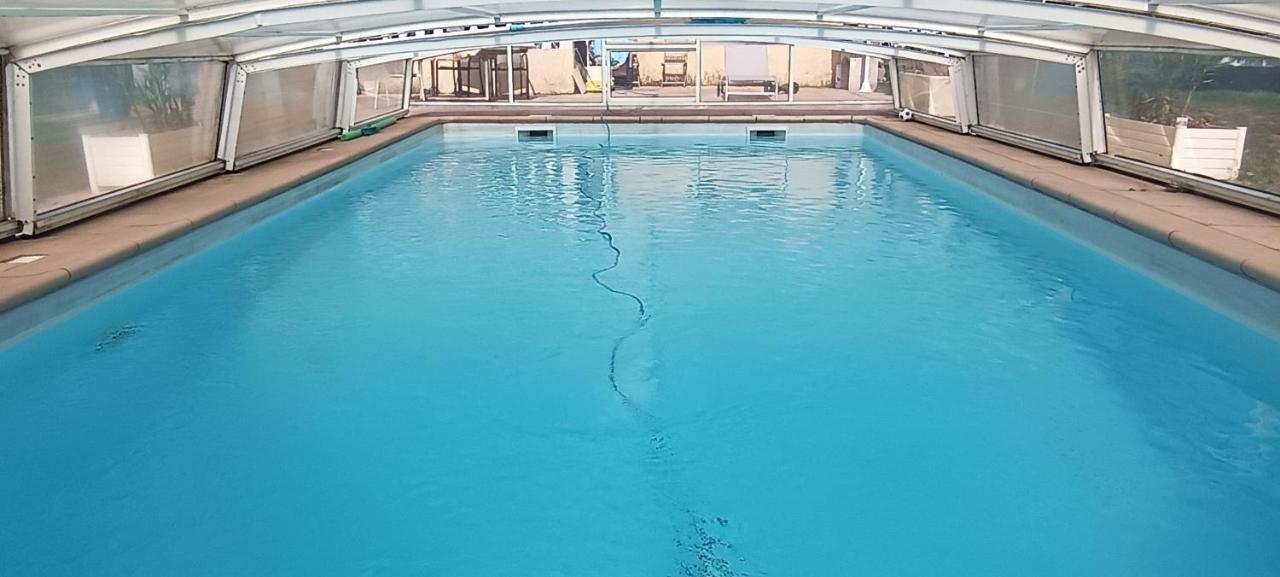 Charmante Maison Avec Piscine Anneyron Bagian luar foto